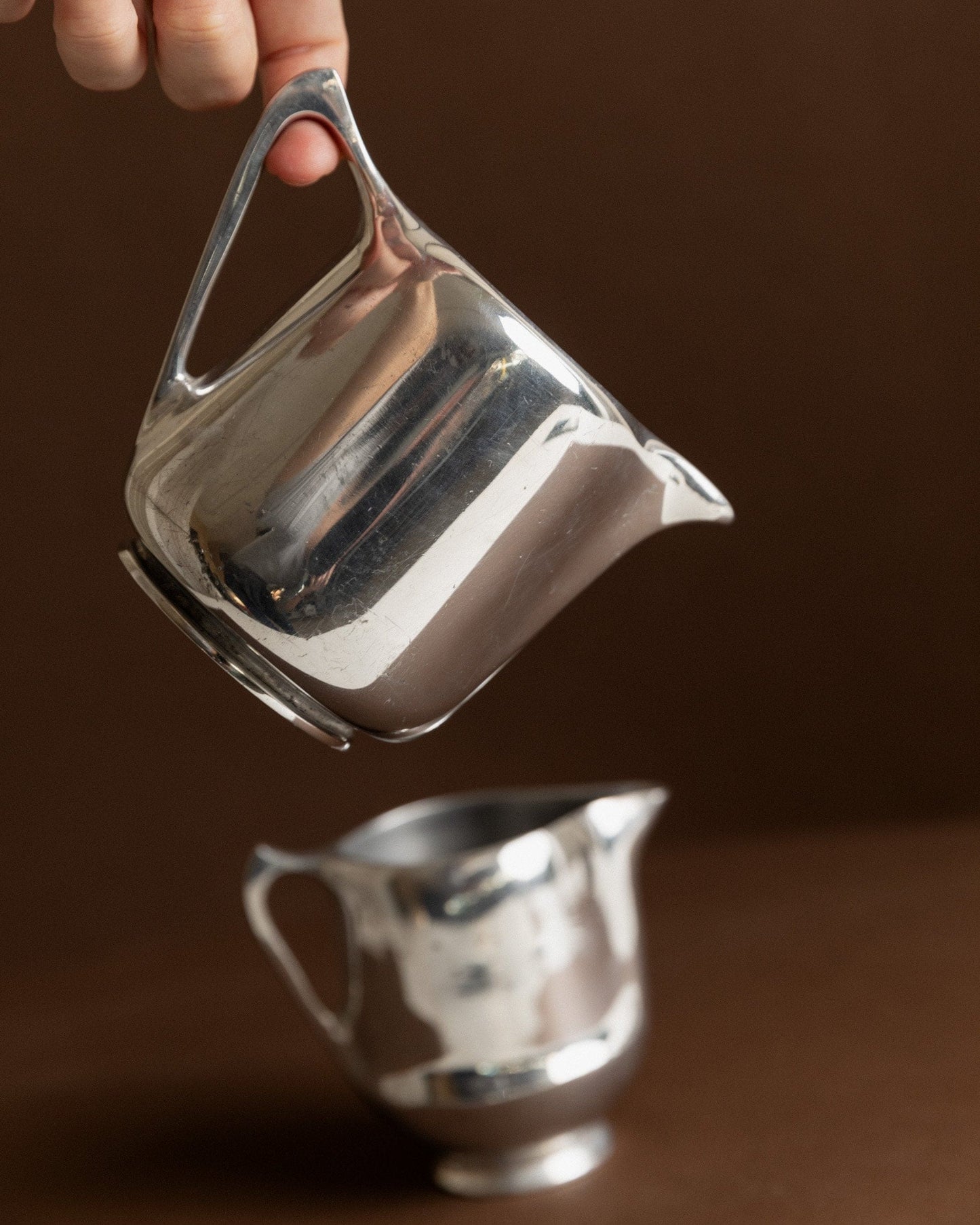 Pichet Art Nouveau Vintage par Newmaid Picquot Ware en aluminium, lot de 2