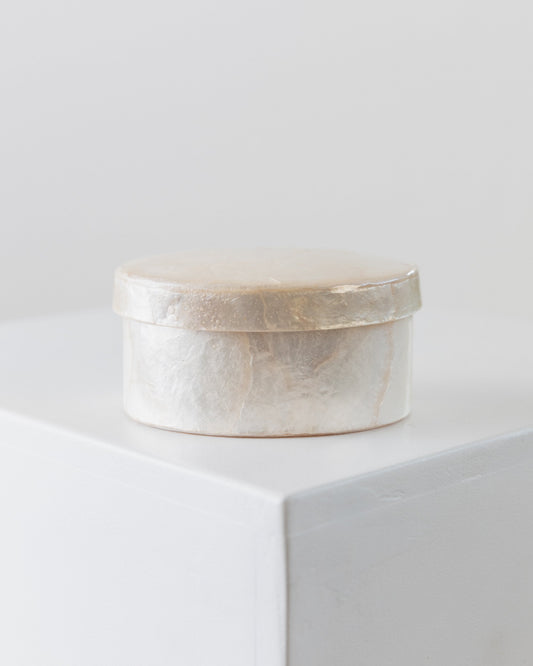 Vintage mother of pearl box Italy 1950s fine table decoration 1 of 4