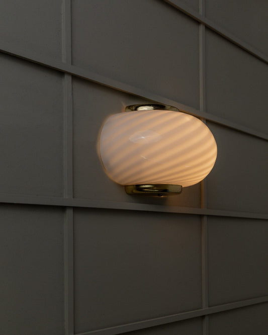 Vintage Wall Lamp Murano Glass Swirl Pattern White Brass Hollywood Regency 1970s