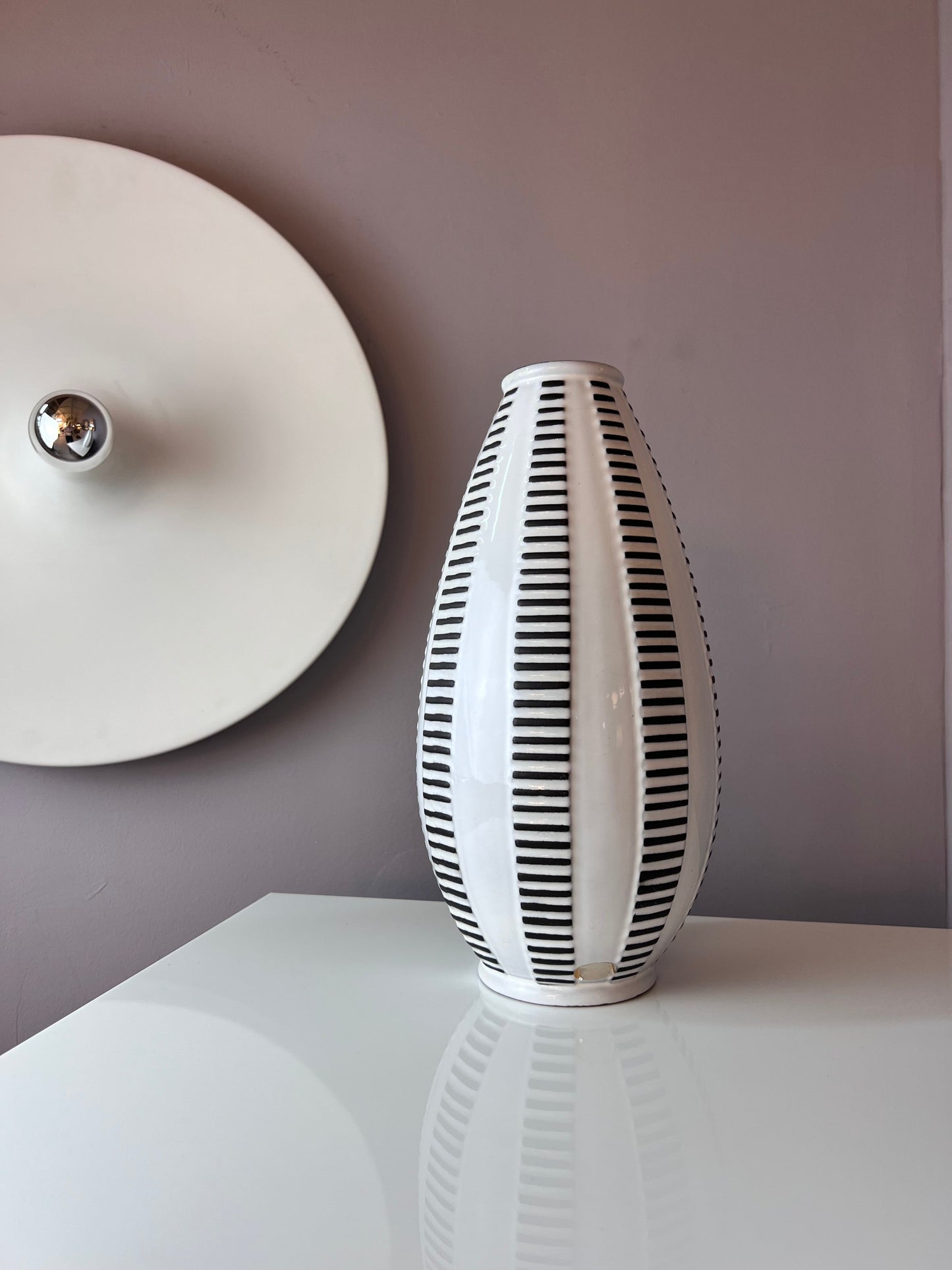 Vintage Vase Alaska A4 by Goldscheider Keramik white black