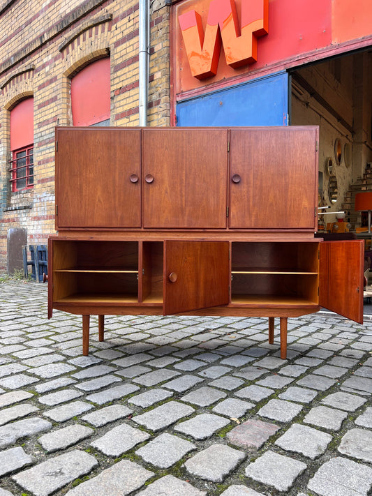 Highboard Teak mit rundem Griff