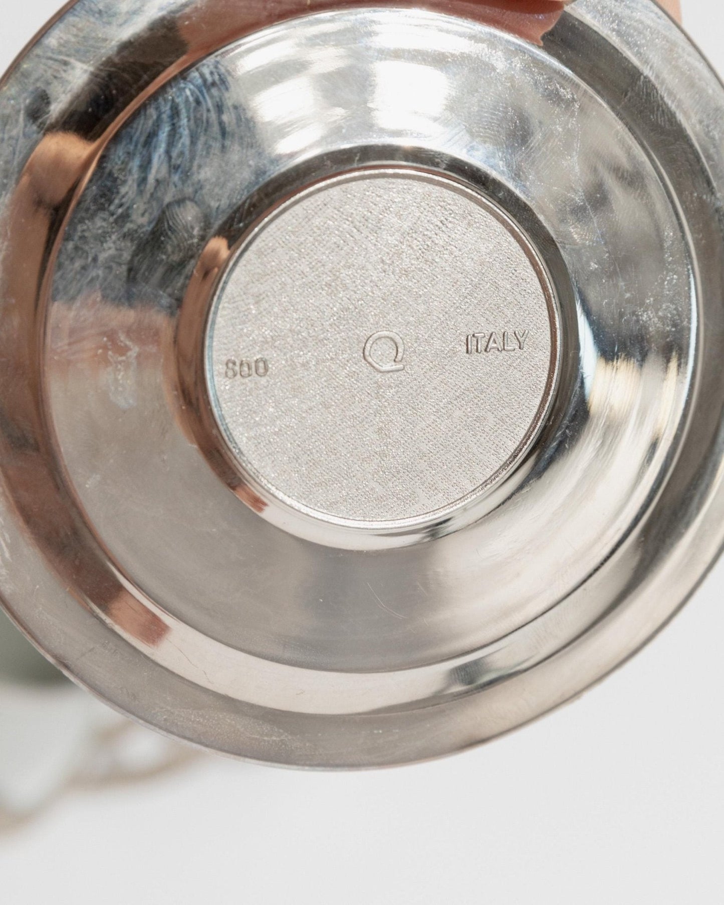 Vintage Kaffeeservice Set von 12 Tassen und Untertassen aus Porzellan mit Metallhaltern