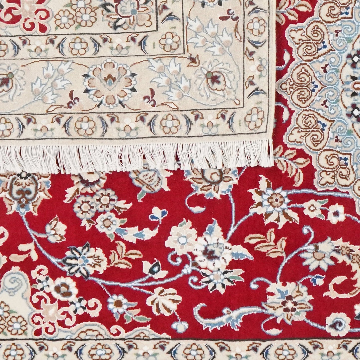 Vintage carpet Nain 9La 202x129cm colorful Medallion