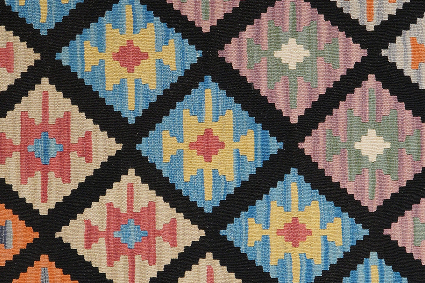 Vintage Kelim Gashgai Carpet 238 x 176cm