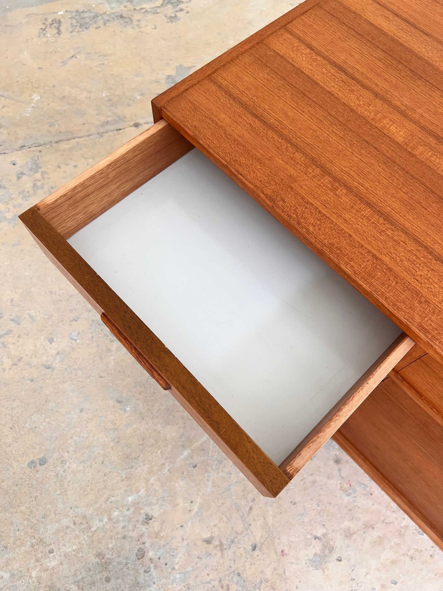 Vintage Barschrank Teak mit Minibar, Dänemark