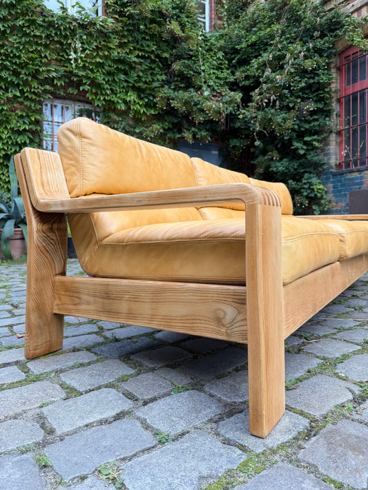 Vintage 3-Sitzer Sofa von Rolf Benz, gelbes Echtleder