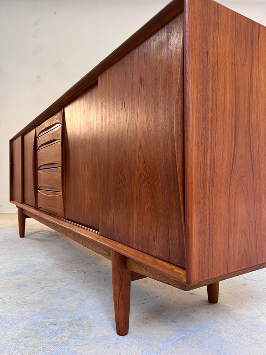 Vintage Sideboard für Dyrlund Teak