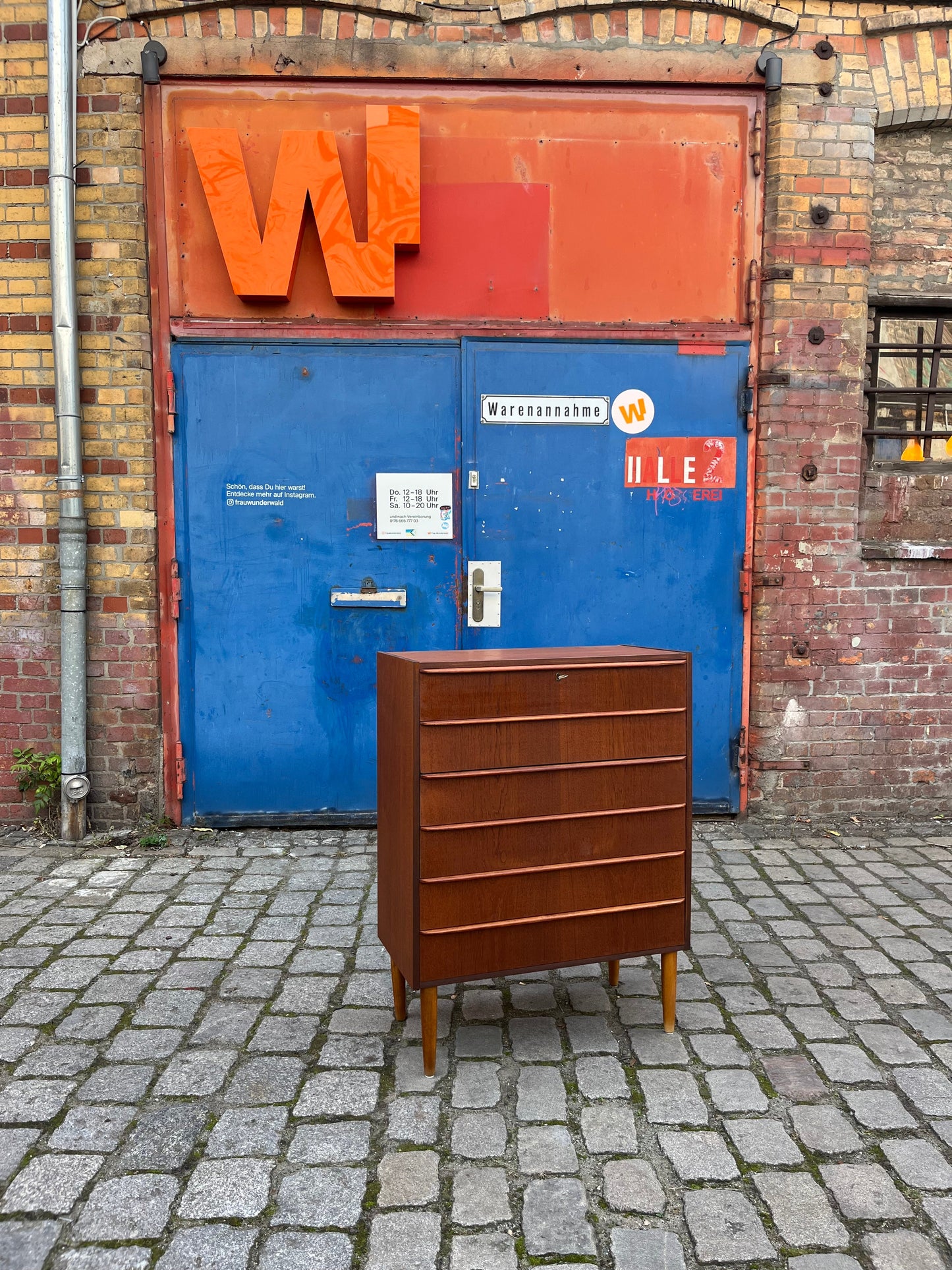 Vintage Kommode Teak mit Schloss aus Dänemark
