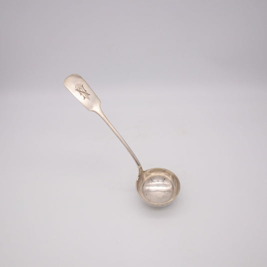 Silber Suppenschöpfer, von oben fotografiert