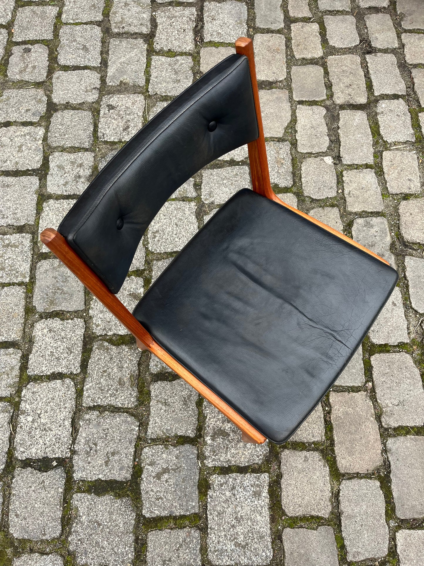 Vintage Esszimmerstuhl Set von 4 von K.S. Stolefabrik aus Teak und schwarzem Leder