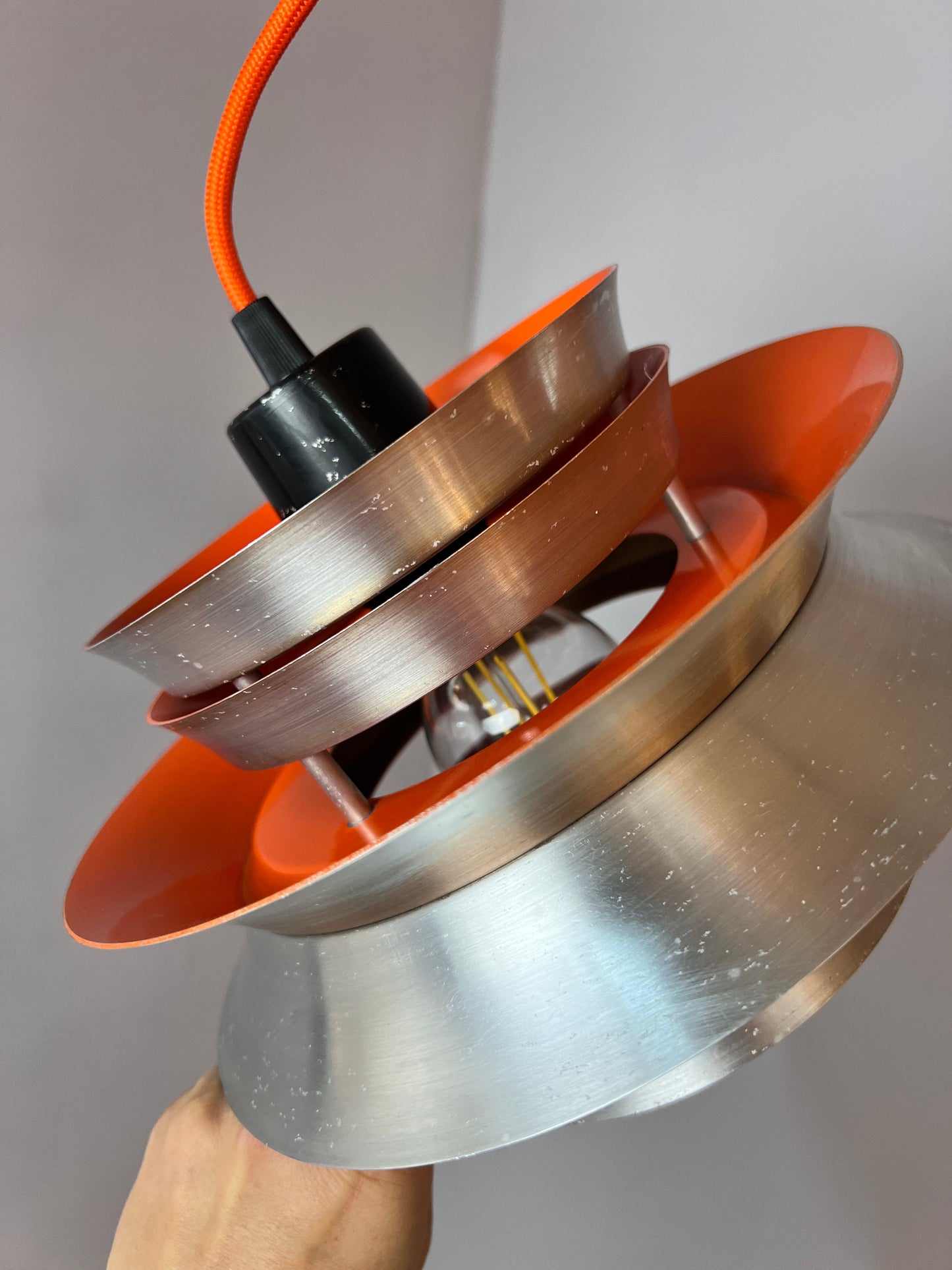 Lamellenlampe orange Chrom von Carl Thore