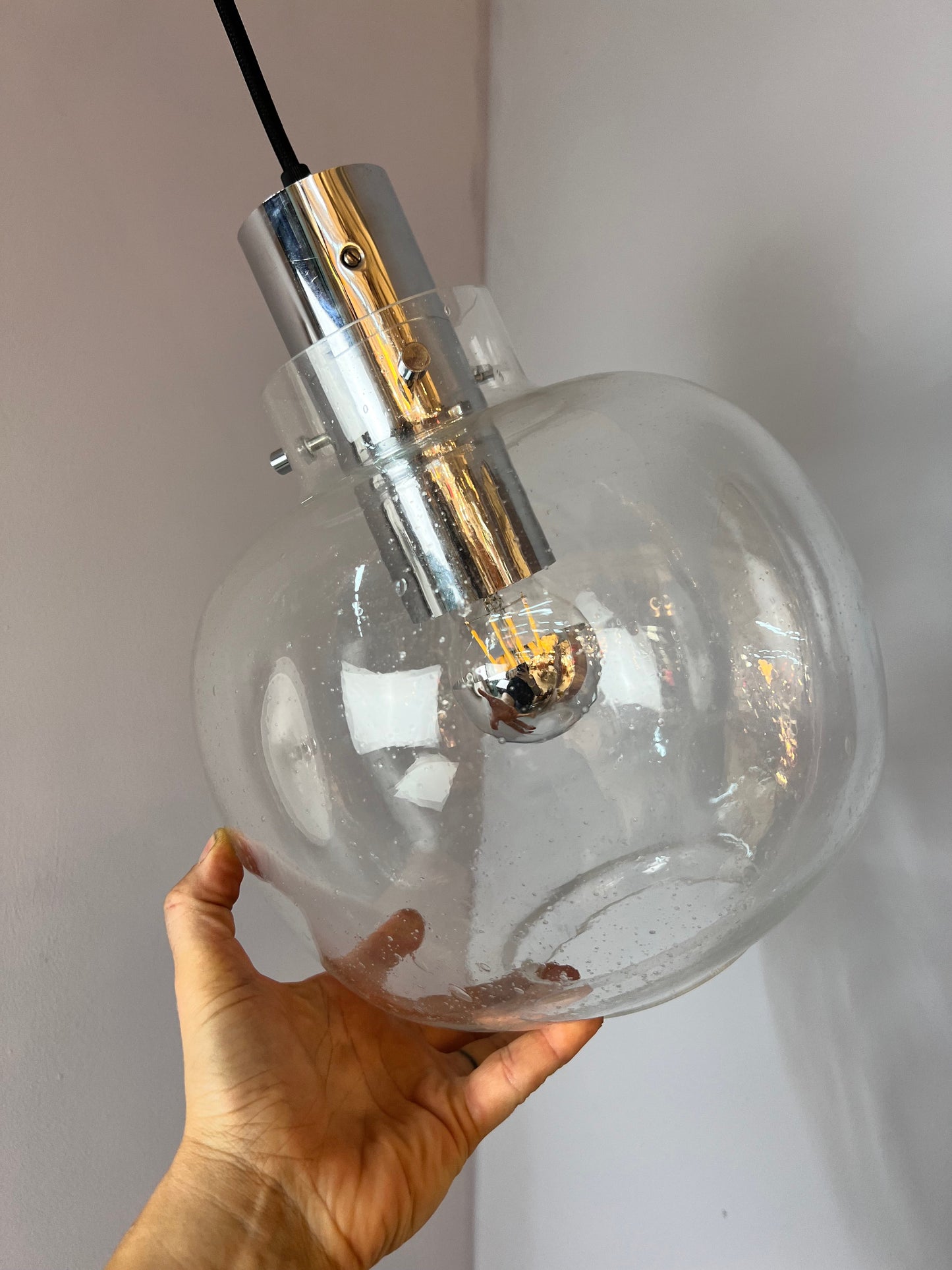 Vintage Hängelampe Glas Chrom von Glashütte Limburg