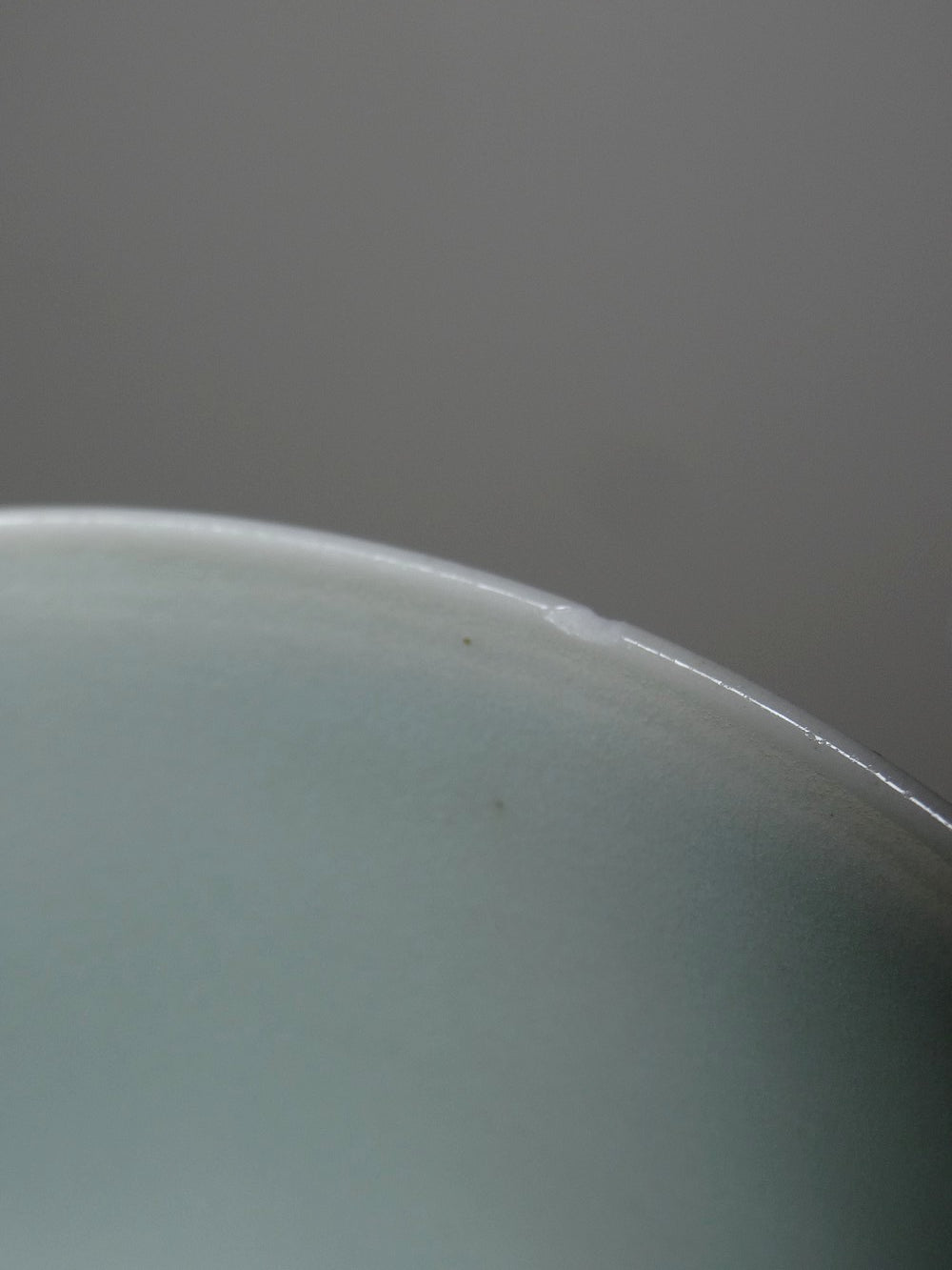 Vintage Schüssel Set von 4 chinesische Reisschüssel Celadon mit Koi-Reliefen 70er-80er Jahre
