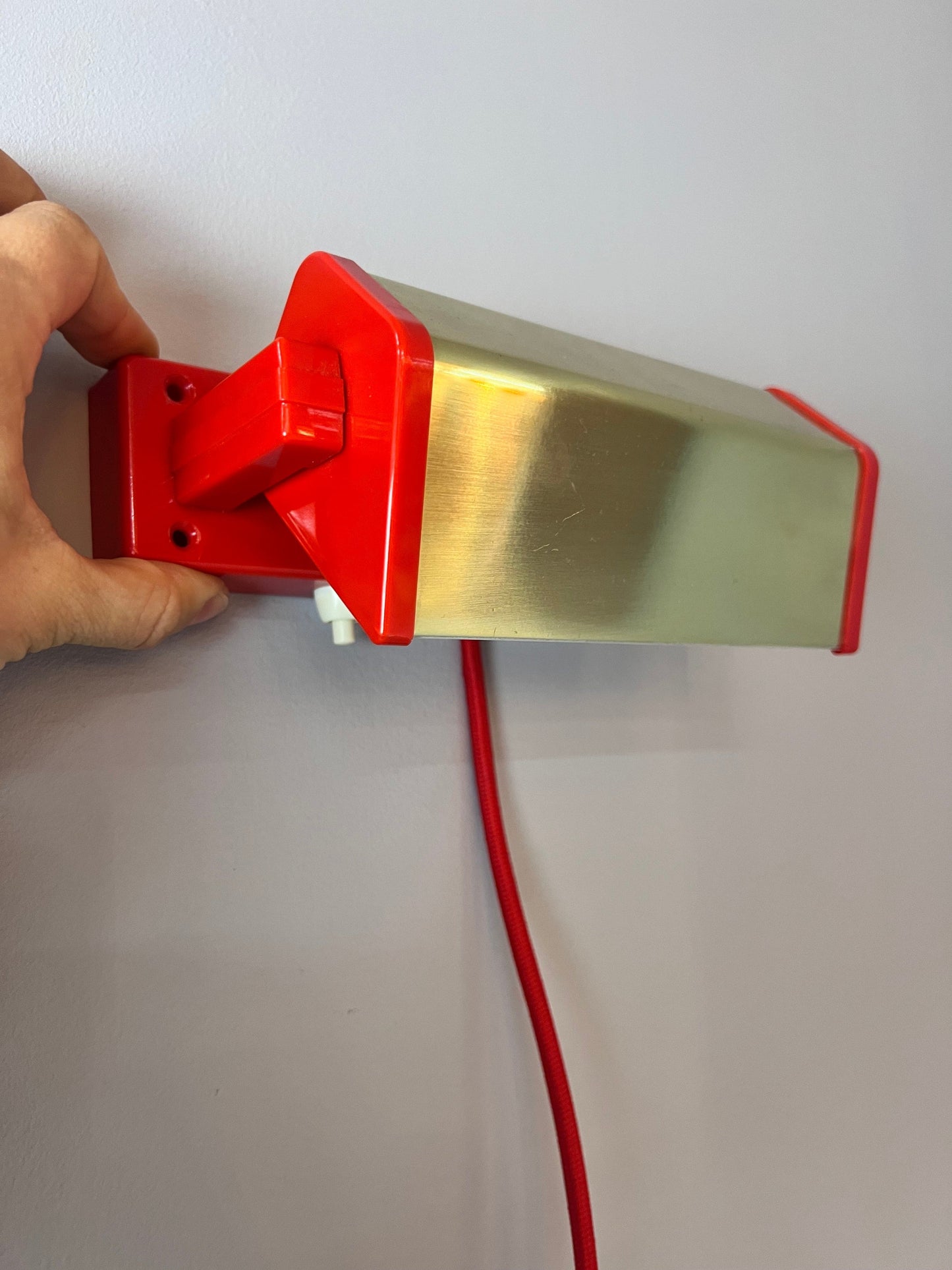 Vintage Wandleuchte rot gold von Lyfa