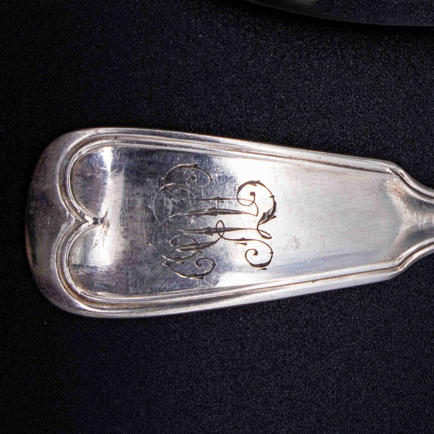 Augsburger Faden Suppenlöffel Set, Detailansicht