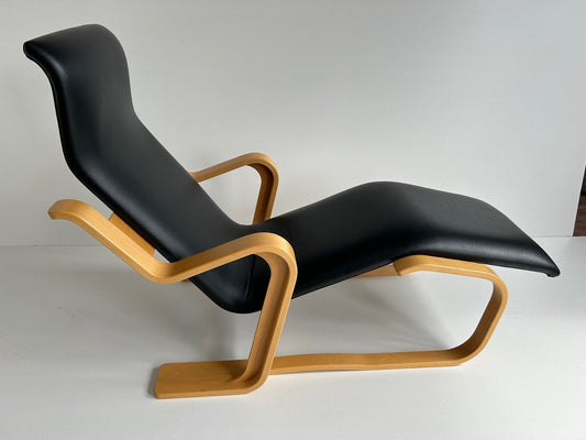 Vintage Chaise Longue Isokon by Marcel Breuer for Knoll black, wood
