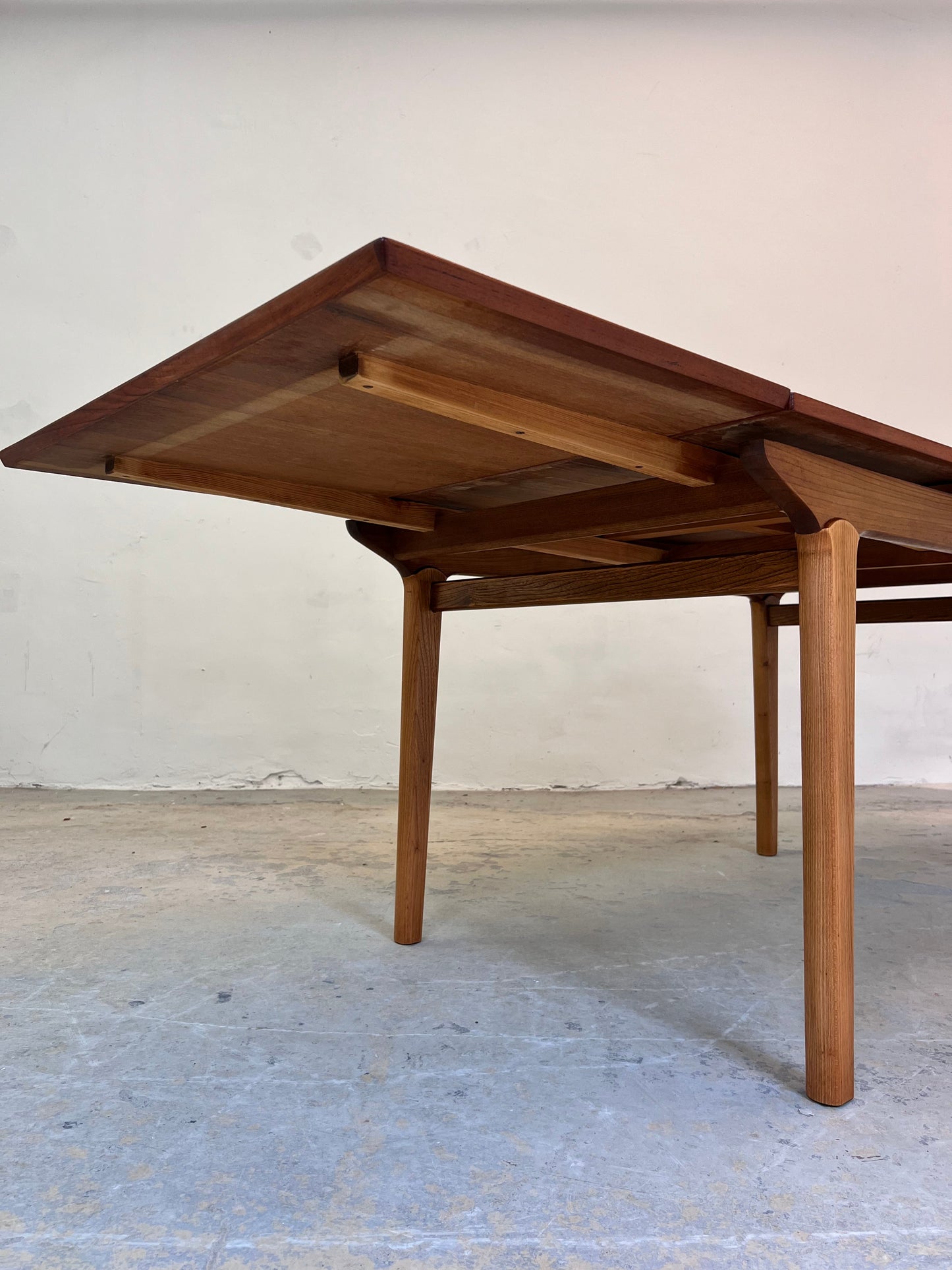 Vintage Ausziehtisch von Johannes Andersen aus Teak