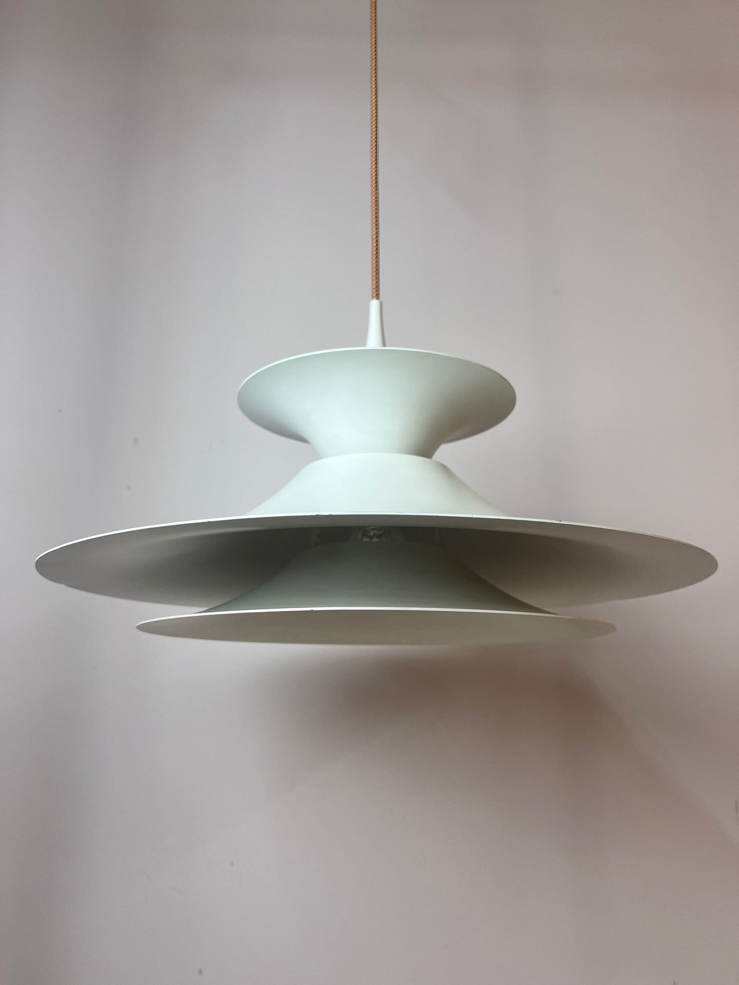 Vintage slatted lamp 'Radius' white by Erik Blaslev for Fog & Mørup