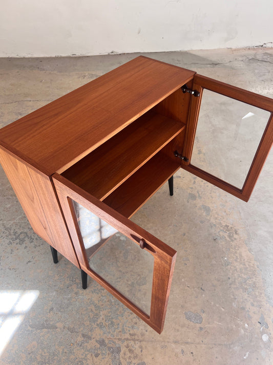 Vintage Vitrine von H. W. Klein für Bramin