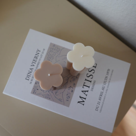 Handgefertigte Design-Kerze Blumen von Inuti