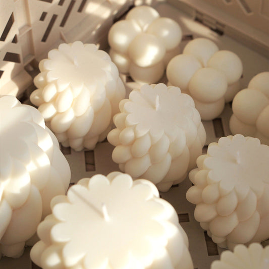 Handgefertigte Design-Kerze Große Wellen von Inuti