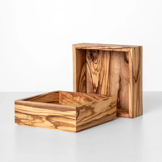 nouveau plateau en bois d'olivier de MAOMI marron