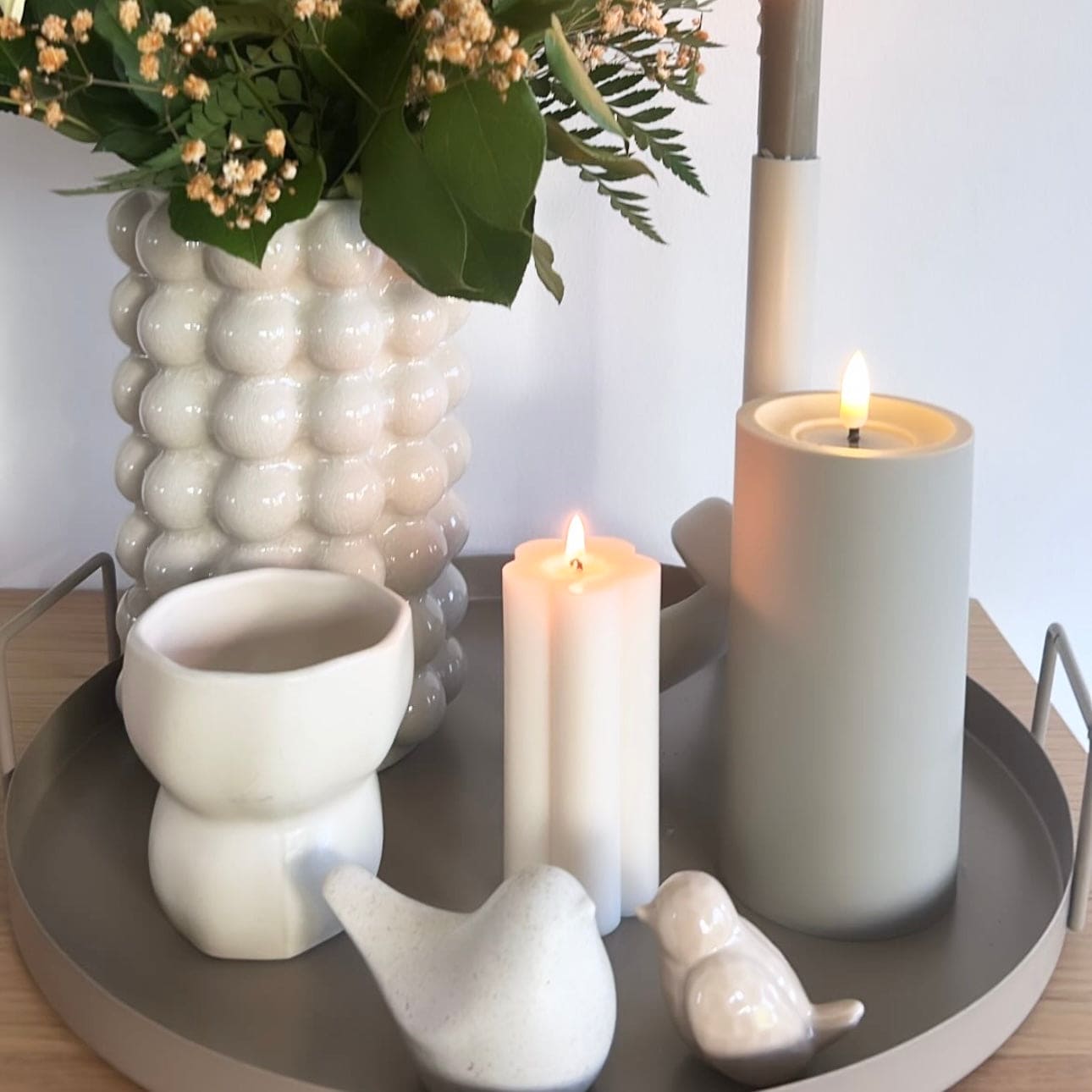 Handmade design candle flowers by Inuti