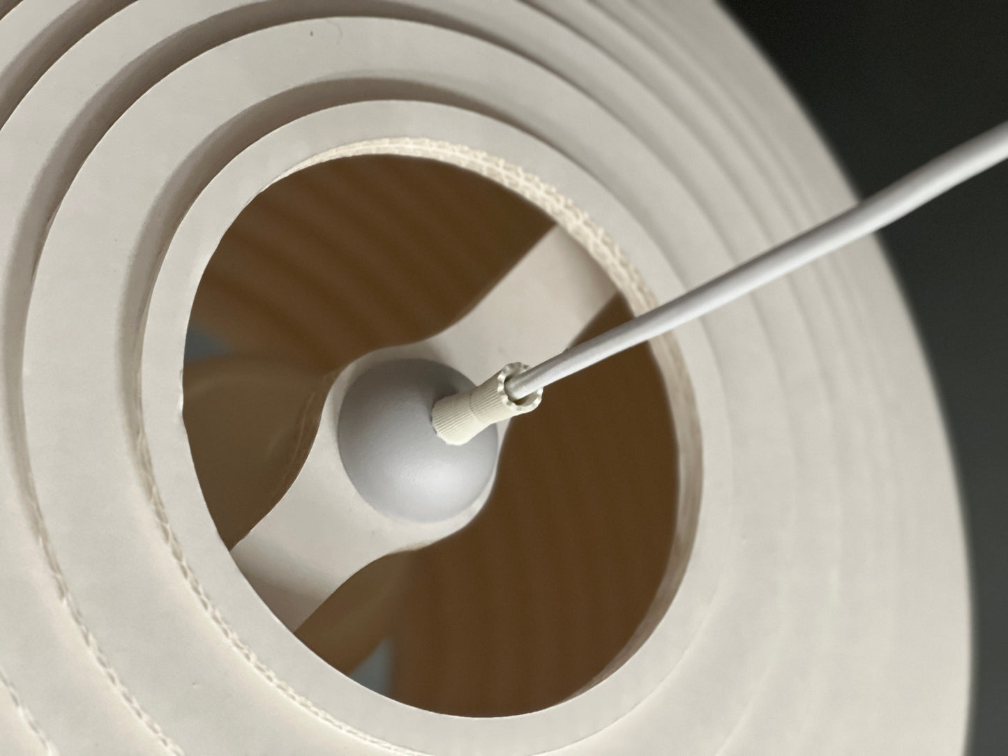 Suspension Scraplight Disc 24 de Graypants en gris