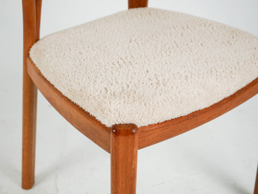 Vintage Stuhl Teakholz mit Teddystoff Bezug