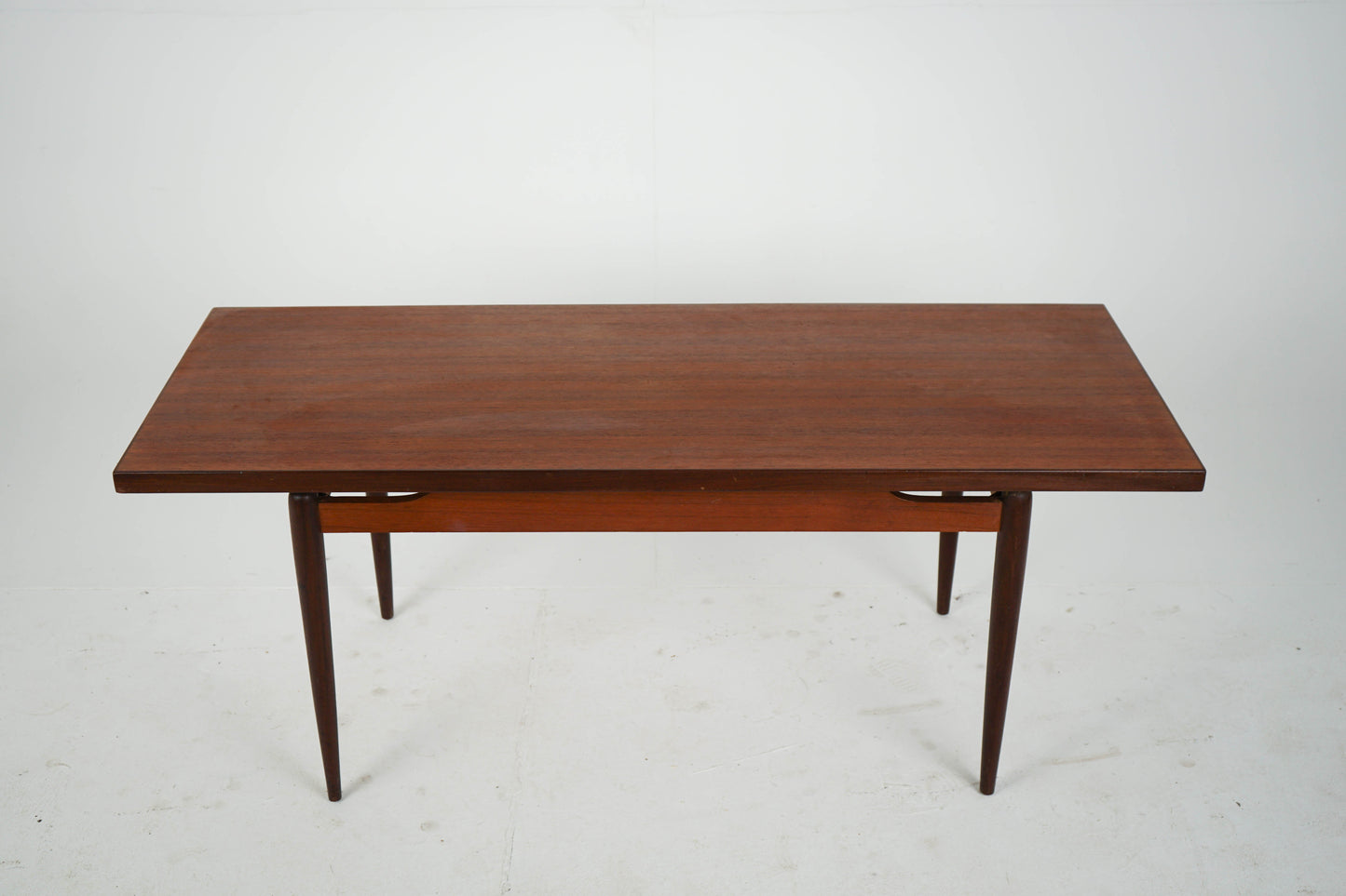 Vintage Couchtisch aus Teakholz Mid Century