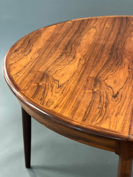 Vintage Esstisch rund/oval von Niels O. Møller