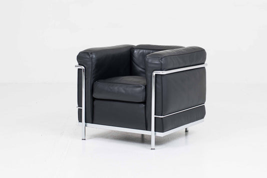 Vintage Sessel LC2 von Le Corbusier für Cassina, schwarzes Leder
