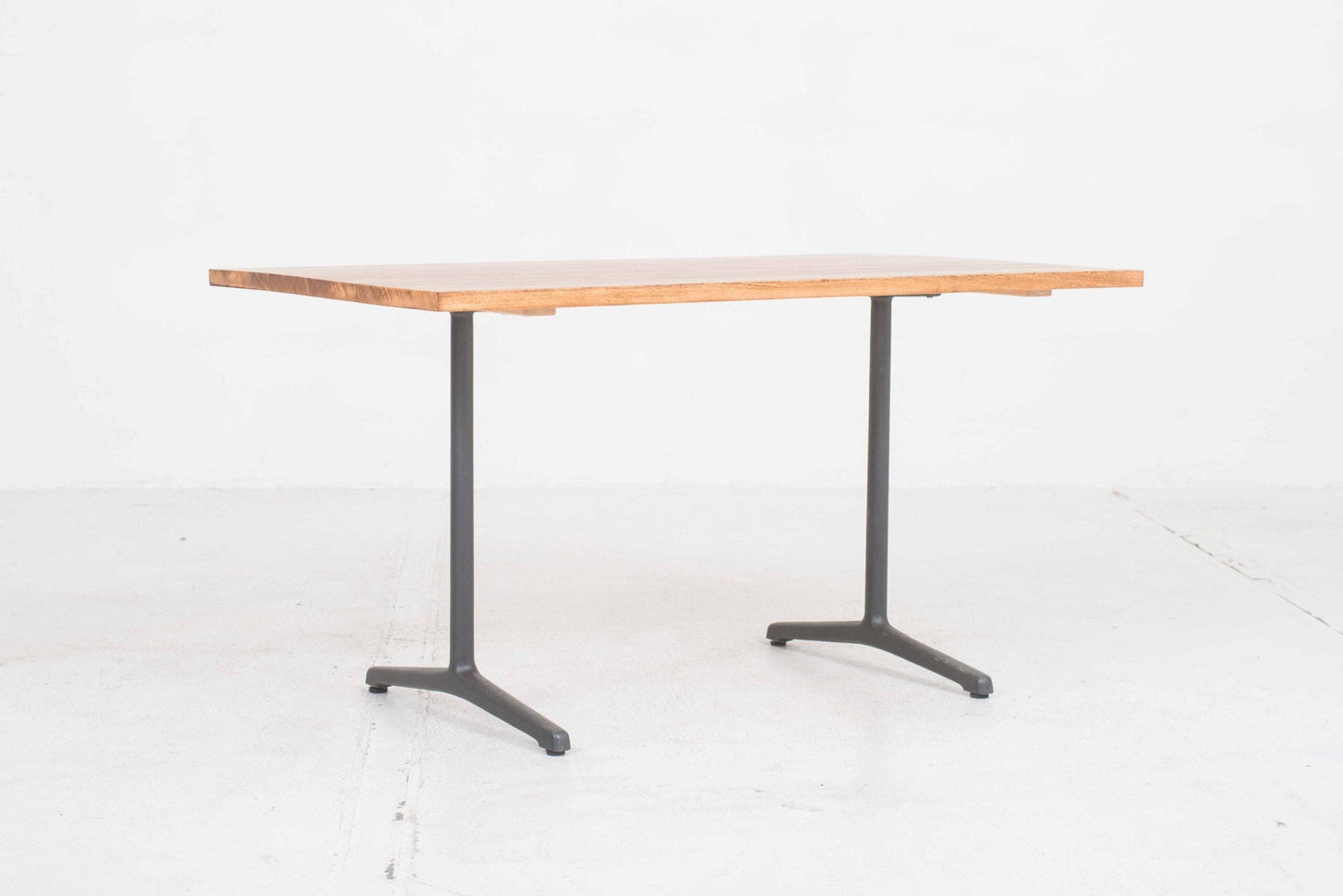 Vintage table Delta t-1670 beech from Horgenglarus