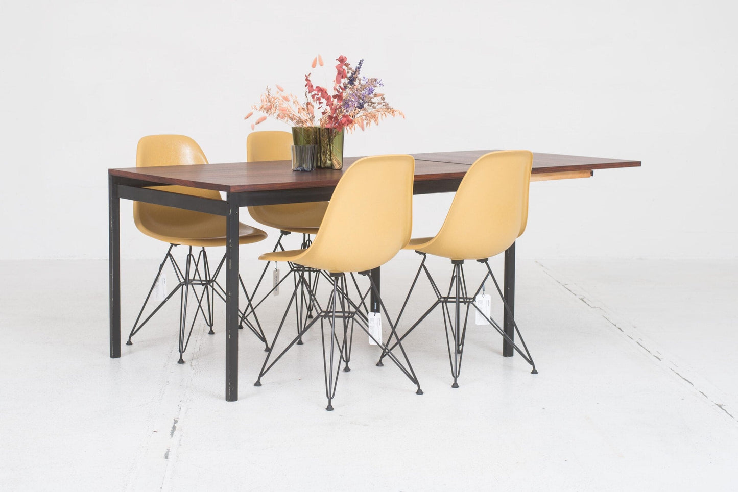 Table vintage de Dieter Wäckerlin pour Idealheim en palissandre