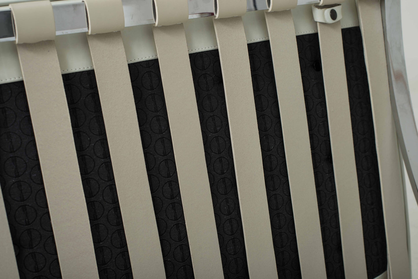 Fauteuil lounge vintage Barcelona de Ludwig Mies van der Rohe pour Knoll en cuir naturel