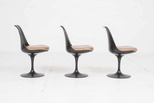 Vintage Tulip Chair by Eero Saarinen for Knoll International