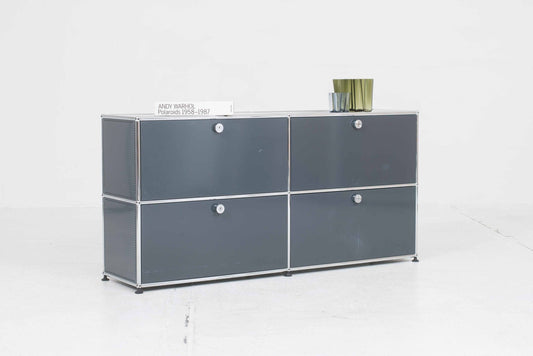 USM Sideboard in Anthrazitgrau