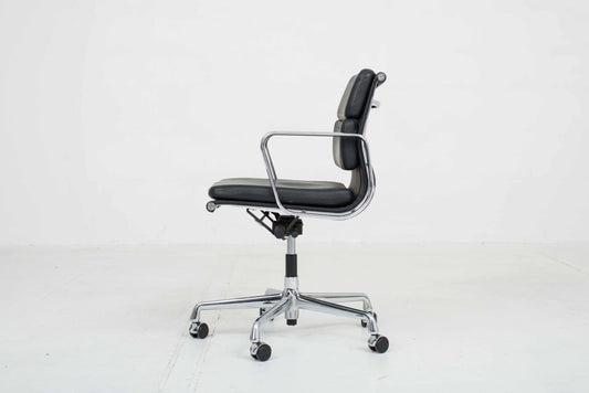 Vitra EA 217 Soft Pad office chair by Eames in black leather