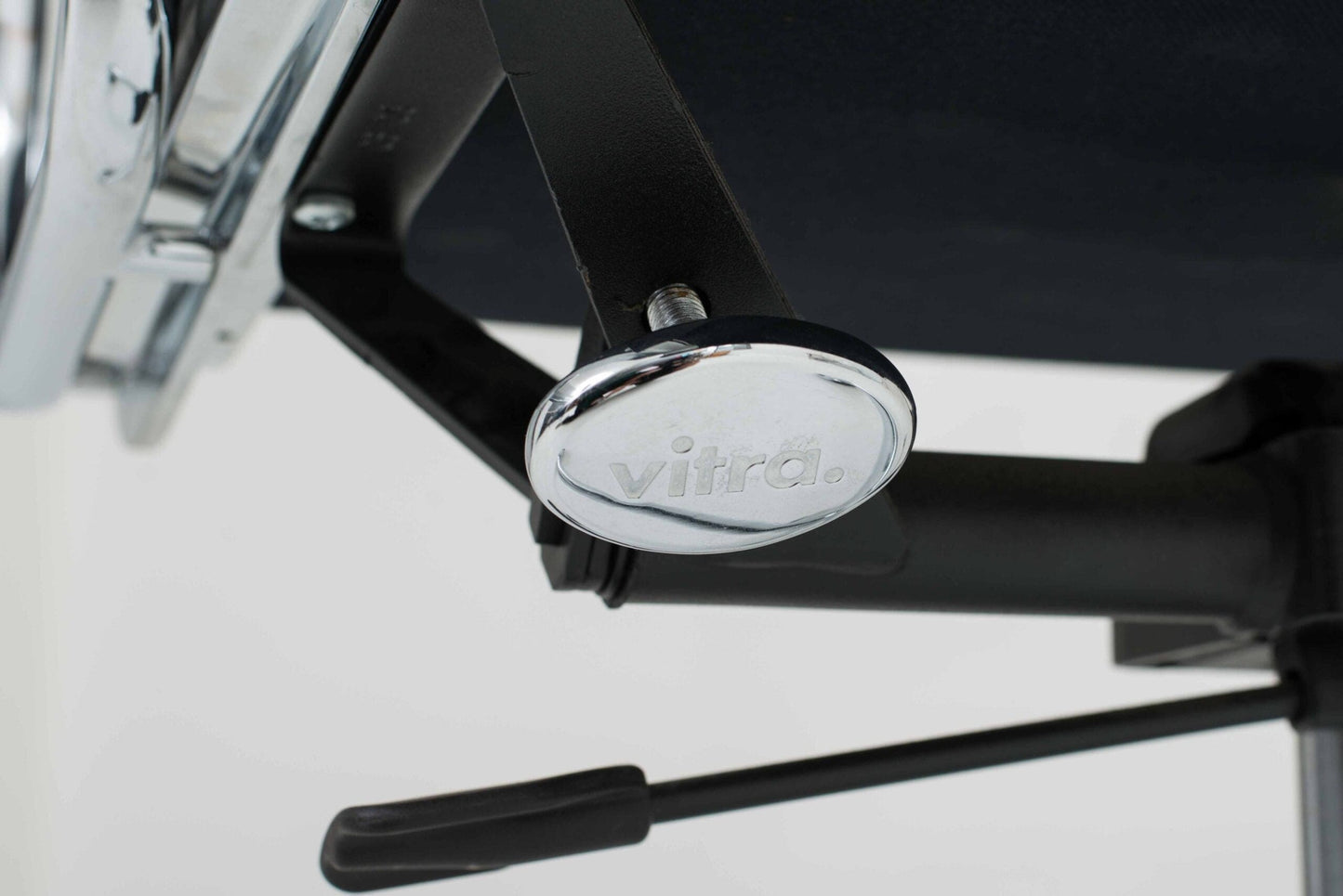 Vintage Bürostuhl EA 217 von Charles Eames für Vitra in Schwarz