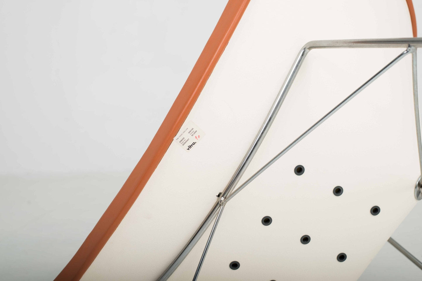 Fauteuil Vintage Coconut de George Nelson pour Vitra en cuir couleur cognac