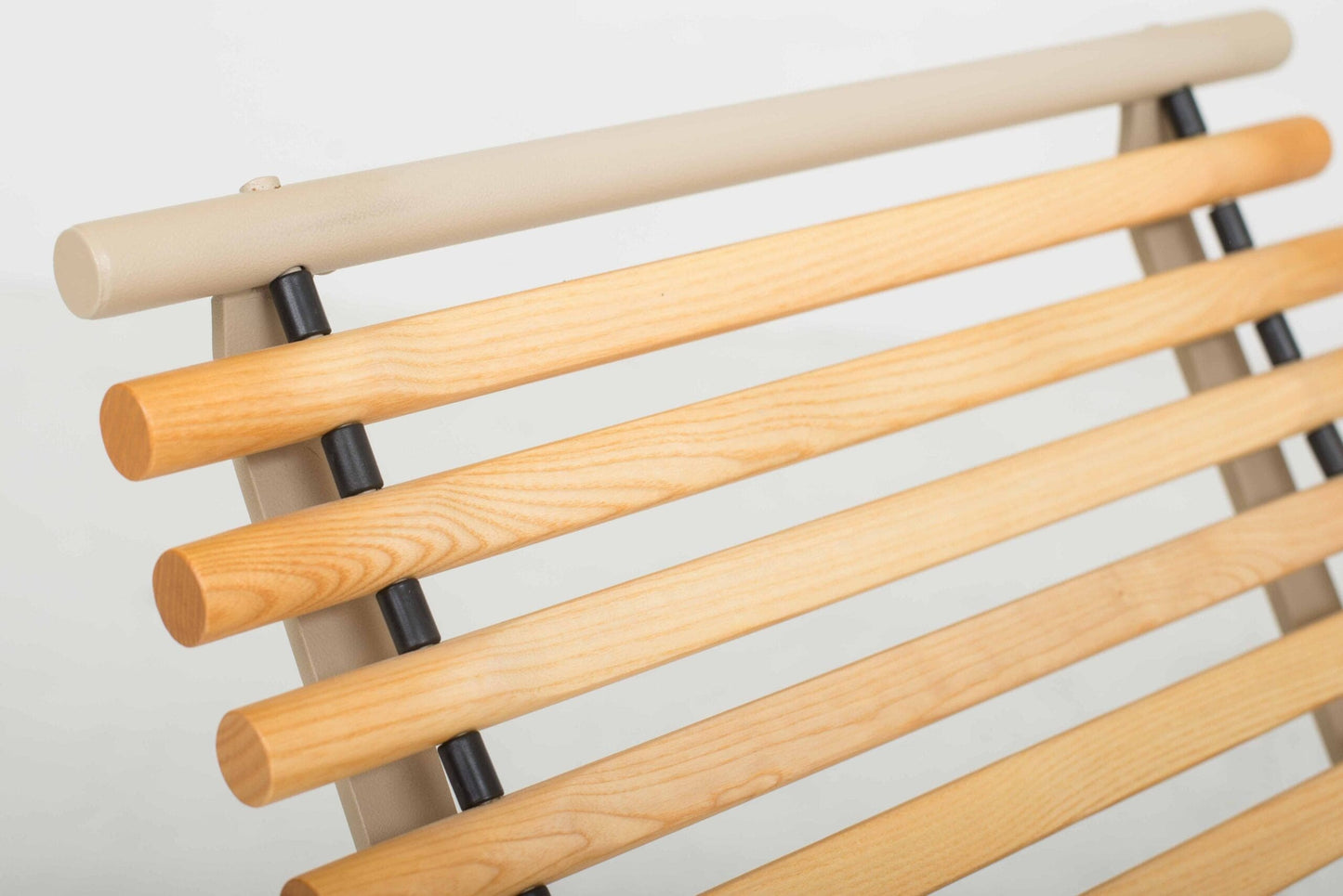 Vintage Liege Spine Back von Peter Strassl