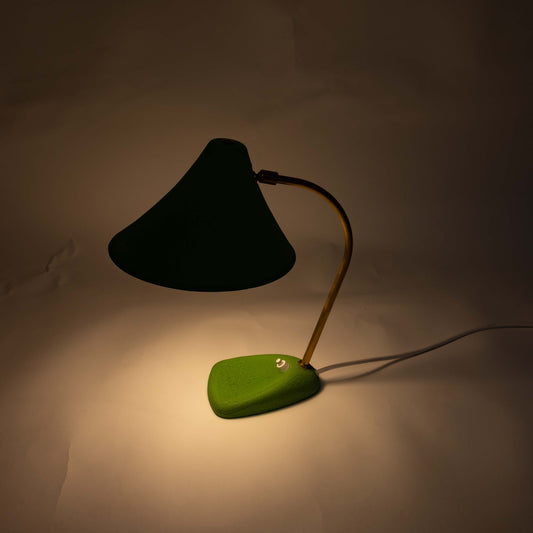 Vintage Grüne Tischlampe von Nikoll, angeschaltet