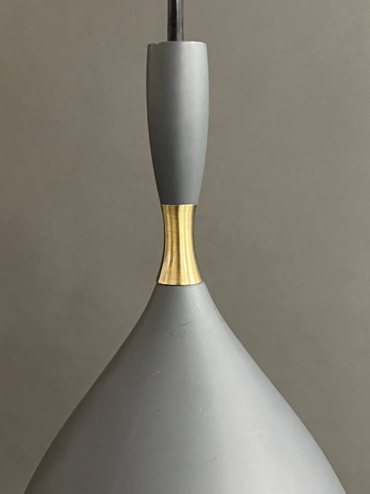 Suspension Dokka gris foncé de Northern