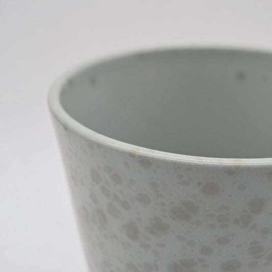 Planter speckled light green