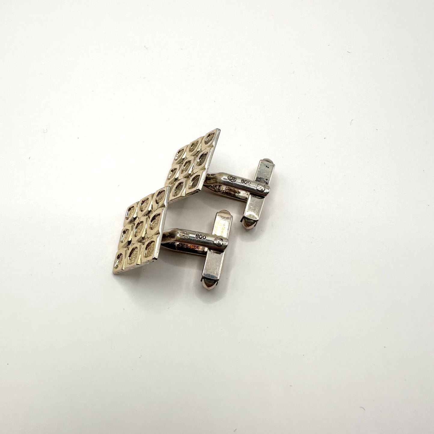 Vintage Manschettenknopf 800er Silber Reliefmuster