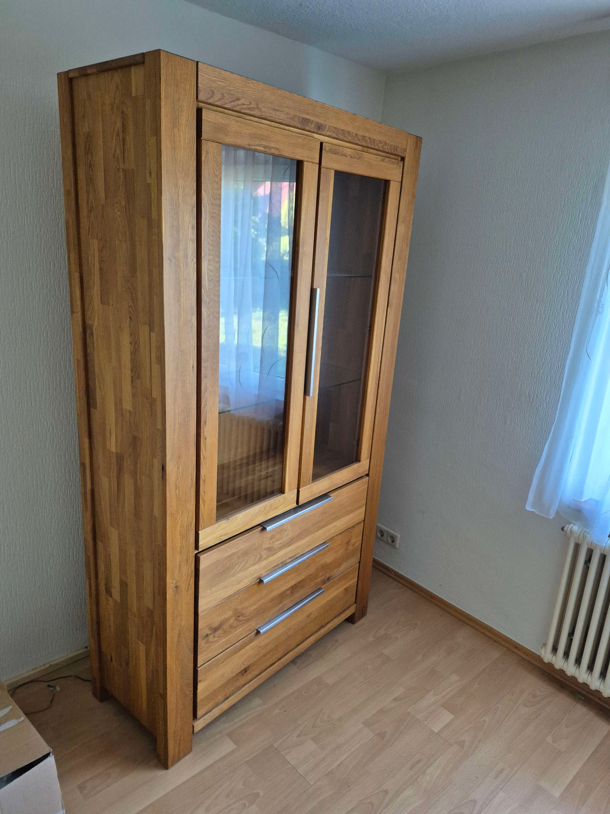 Vitrine Eiche massiv mit Glastüren, 120 x 210 cm