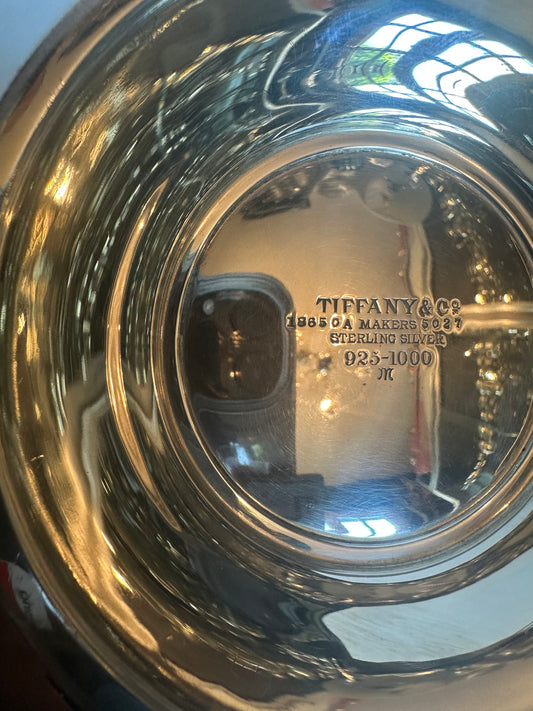 Vintage round silver bowl model 18650A by Tiffany & Co. classic line relief