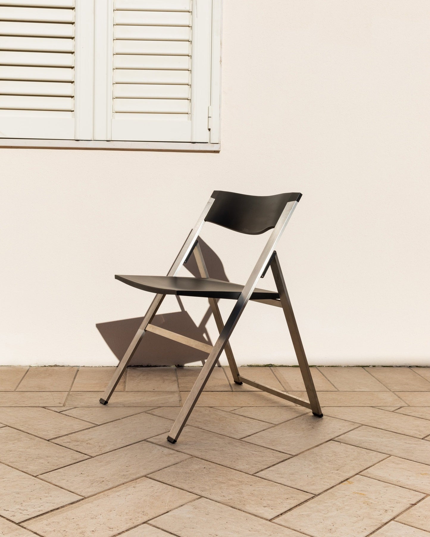 Vintage folding chair P08 by Justus Kolberg for Tecno Black, steel, plastic