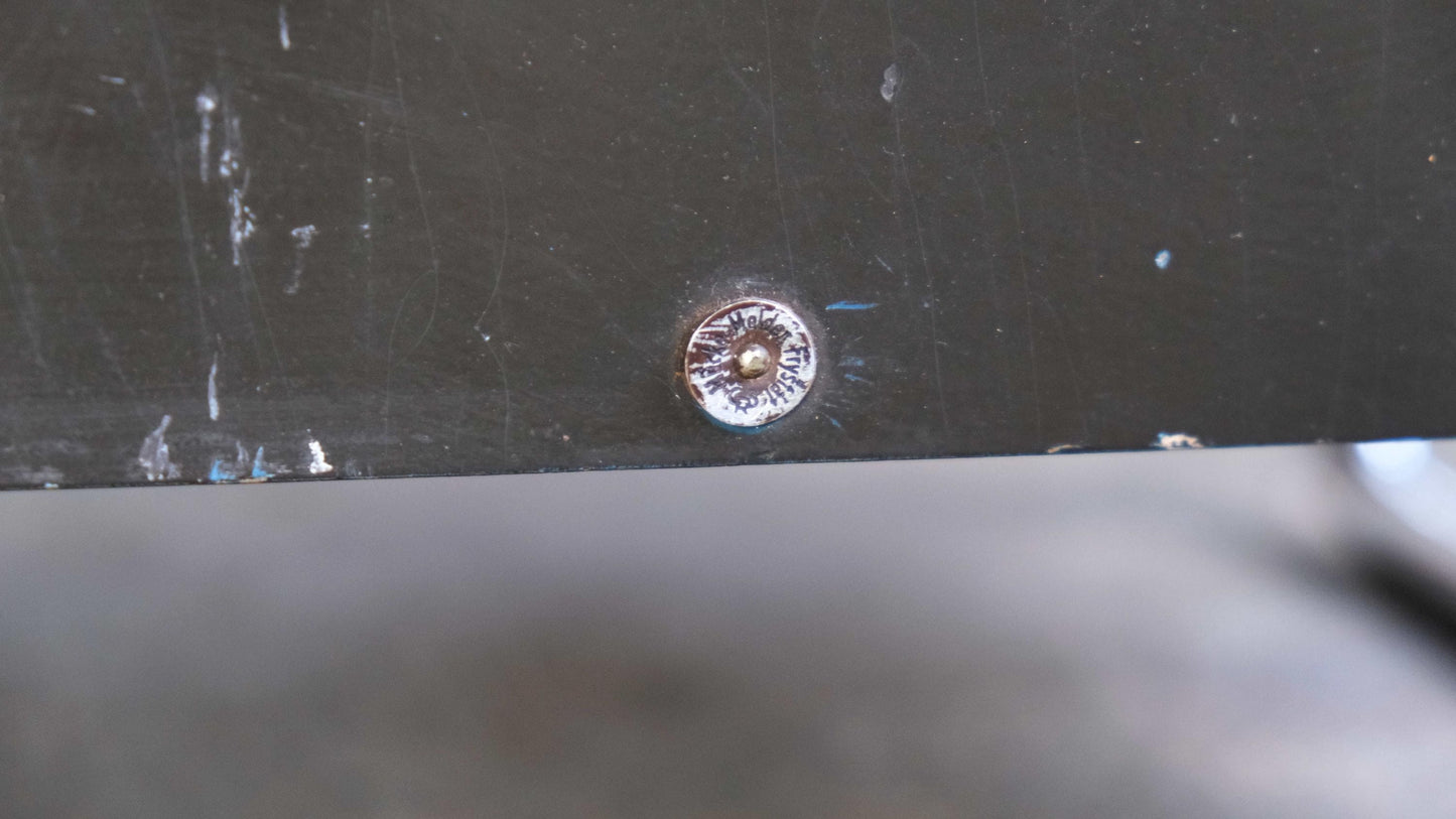 Table de chevet vintage par Mücke Melder Bauhaus années 1930 bois chromé