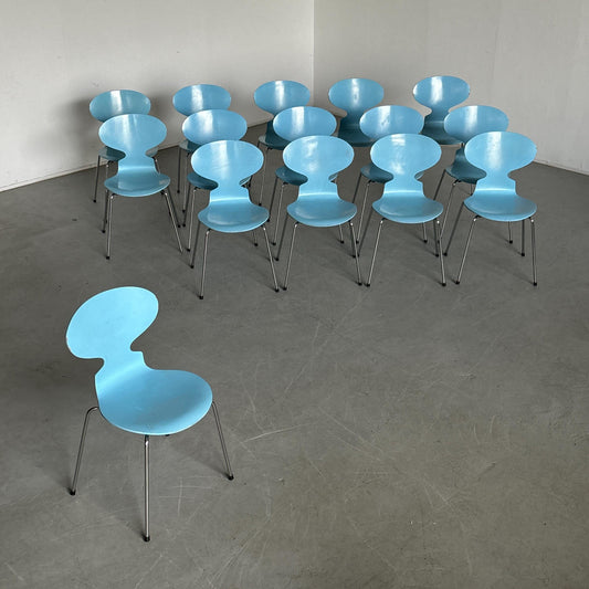 Vintage Ant Stuhl von Arne Jacobsen für Fritz Hansen in Hellblau